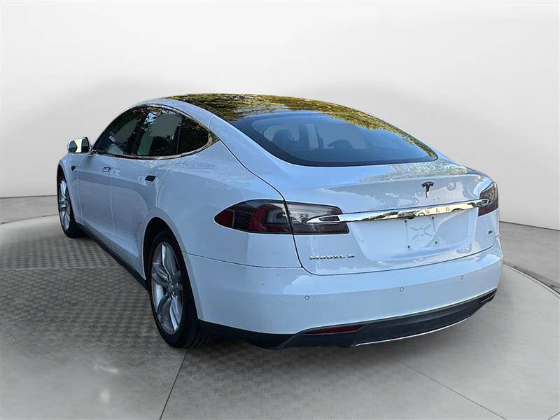 Used 2013 Tesla Model S Long Range image 3