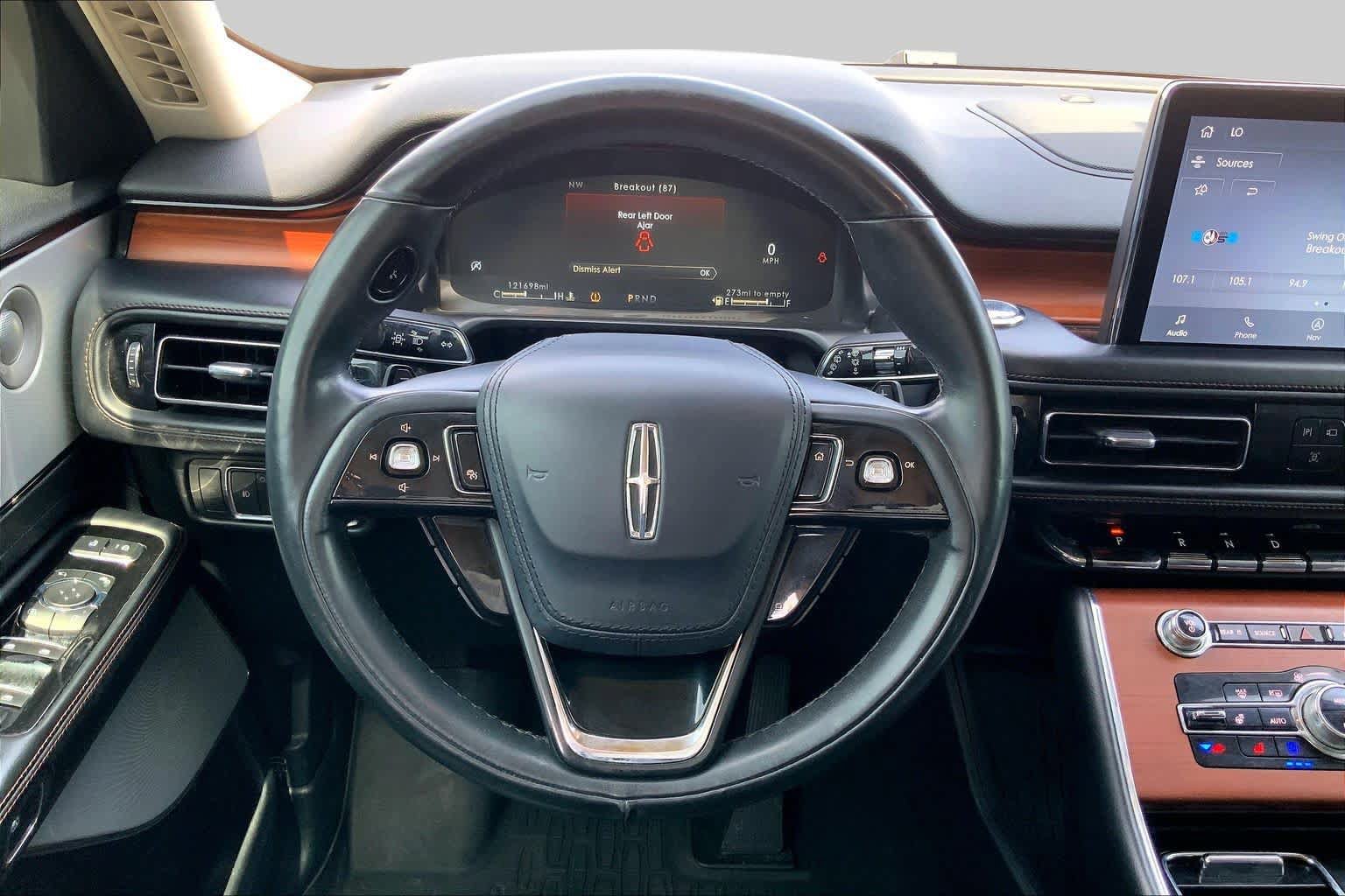 Used 2021 Lincoln Aviator Reserve w/ Equipment Group 210A AWD/4WD image 6