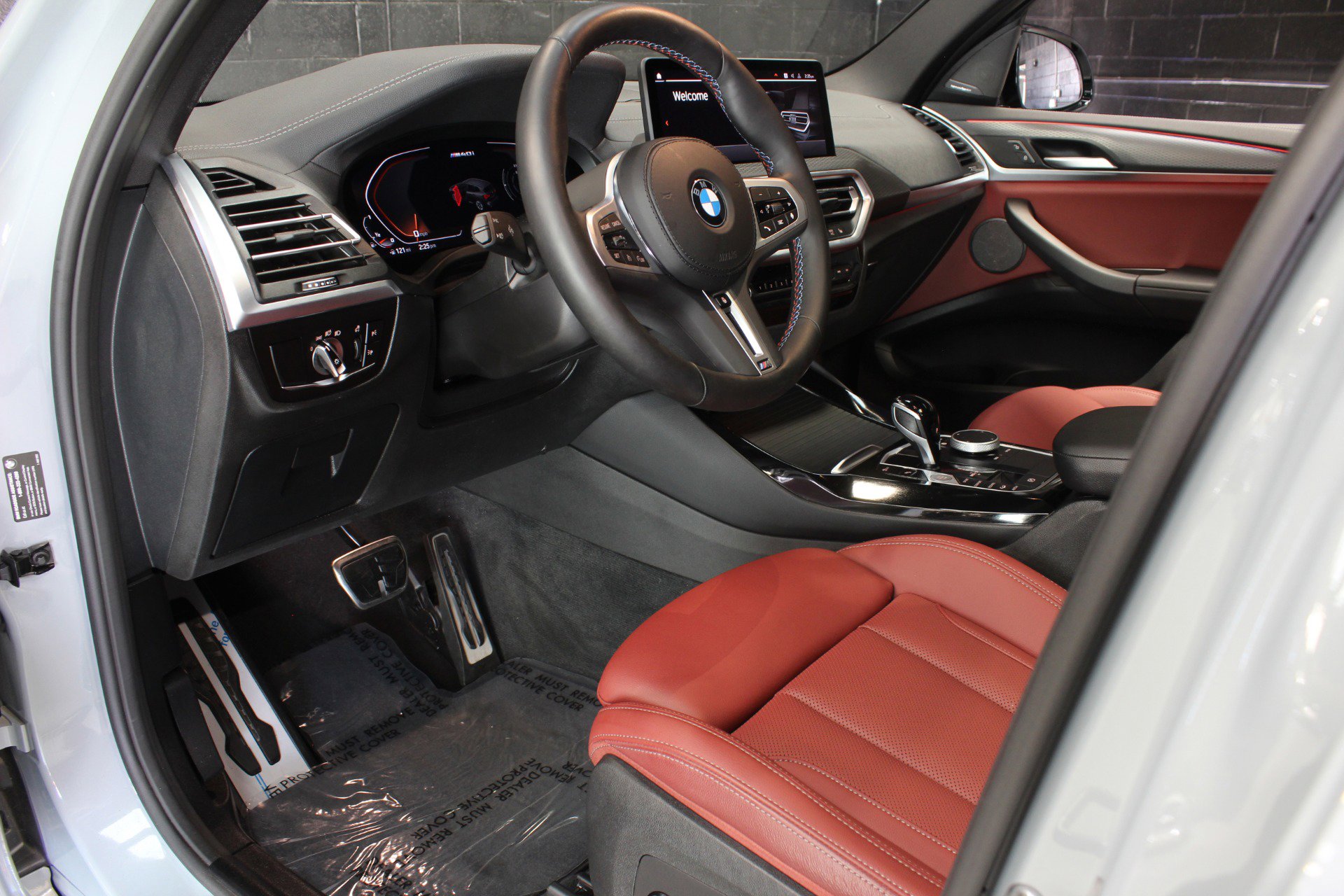 Used 2024 BMW X3 M40i w/ Premium Package image 31