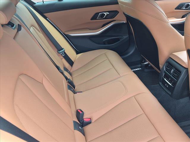 Certified 2024 BMW 330i Sedan w/ Convenience Package RWD image 21