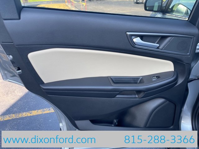 Used 2024 Ford Edge SE image 23