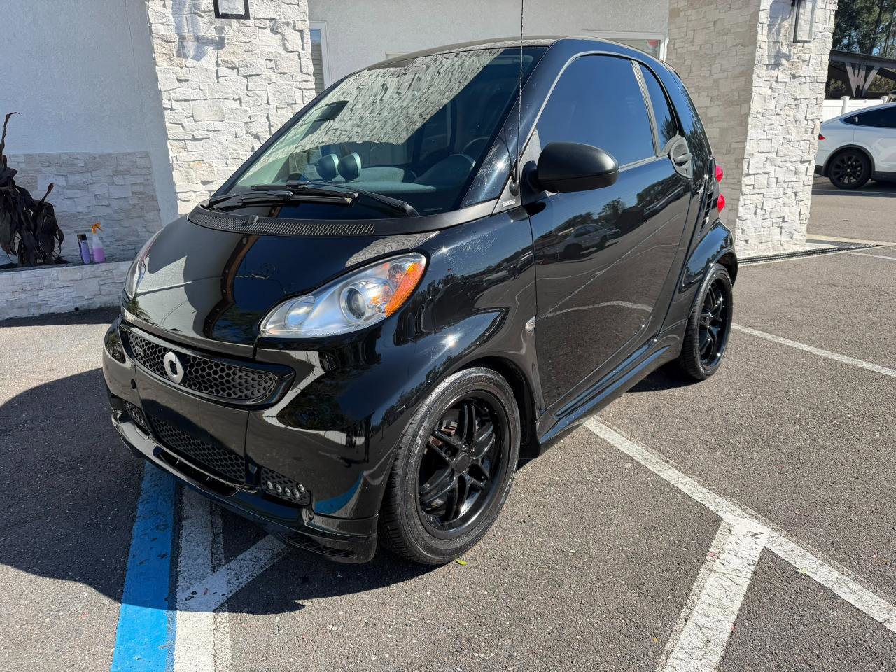 Used 2013 smart fortwo passion image 3