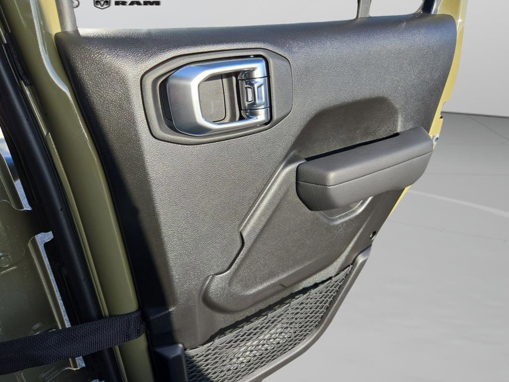New 2026 Jeep Gladiator Willys AWD/4WD image 27