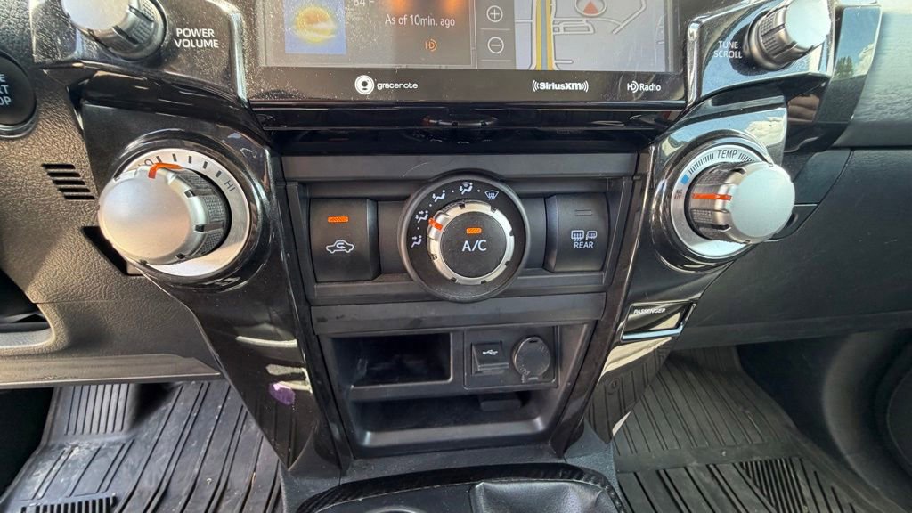Used 2023 Toyota 4Runner TRD Off-Road Premium AWD/4WD image 23