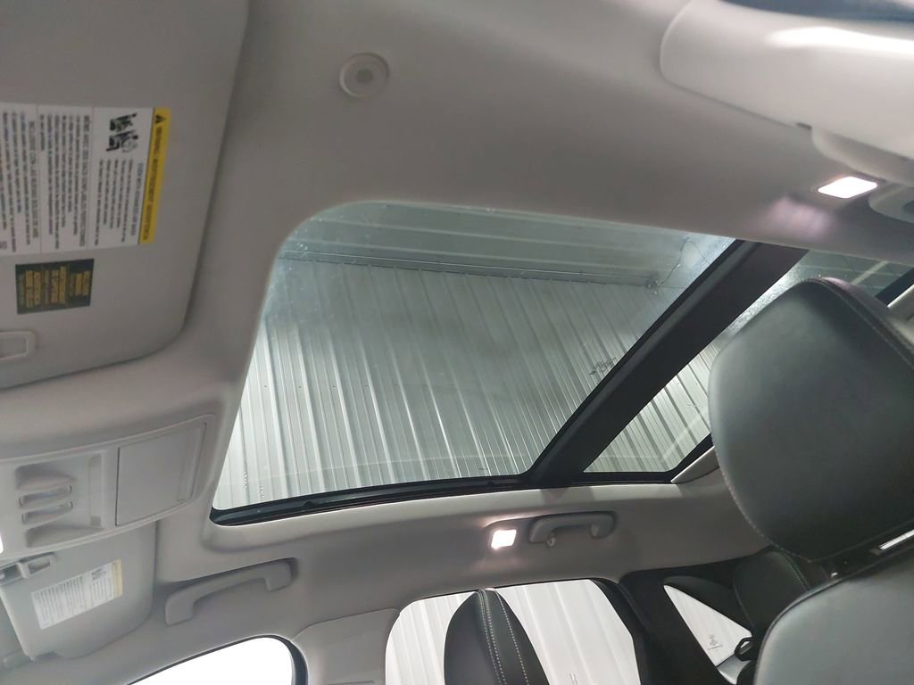 Used 2022 Ford Escape SEL w/ Technology Package image 32