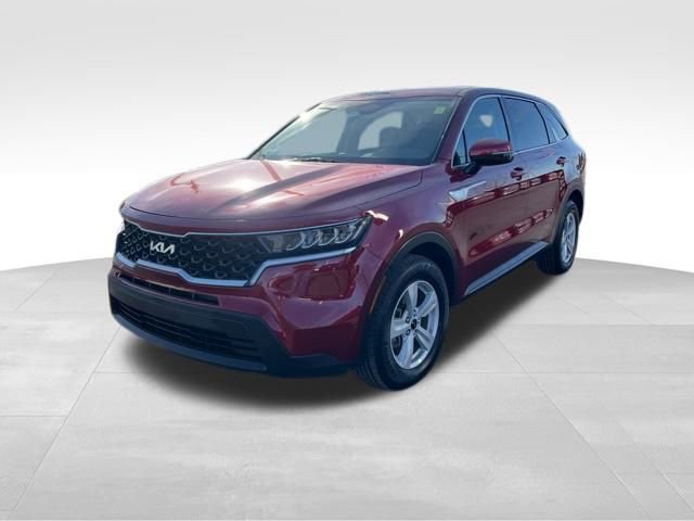 Used 2022 Kia Sorento LX image 3
