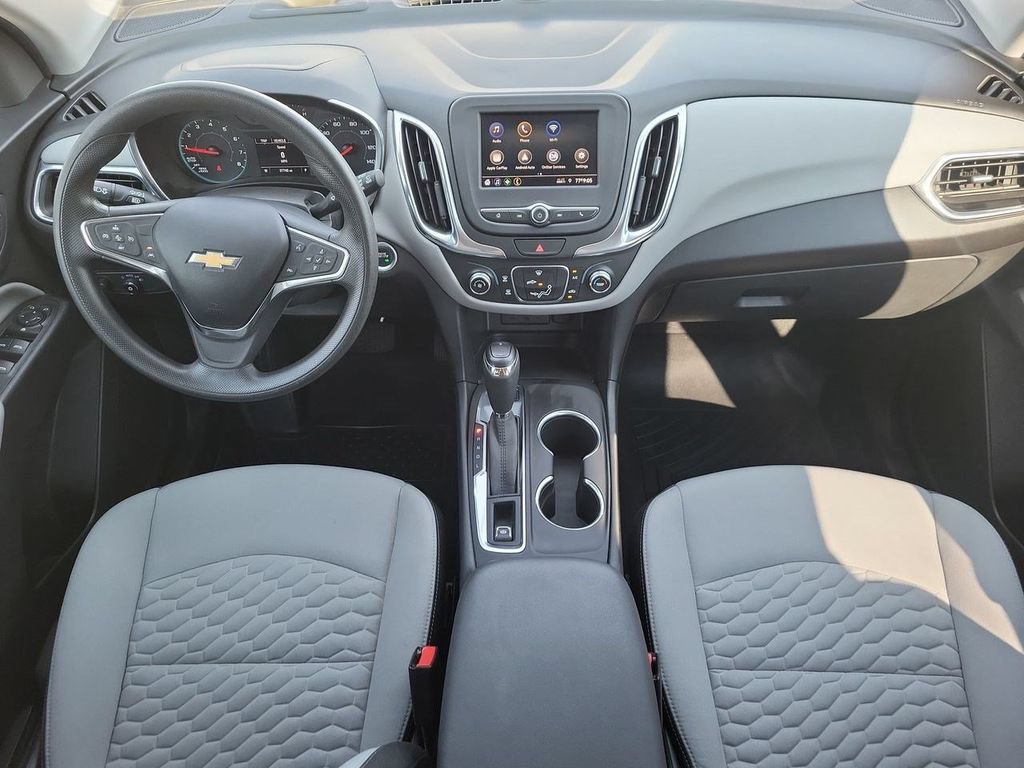 Used 2020 Chevrolet Equinox LS AWD/4WD image 25