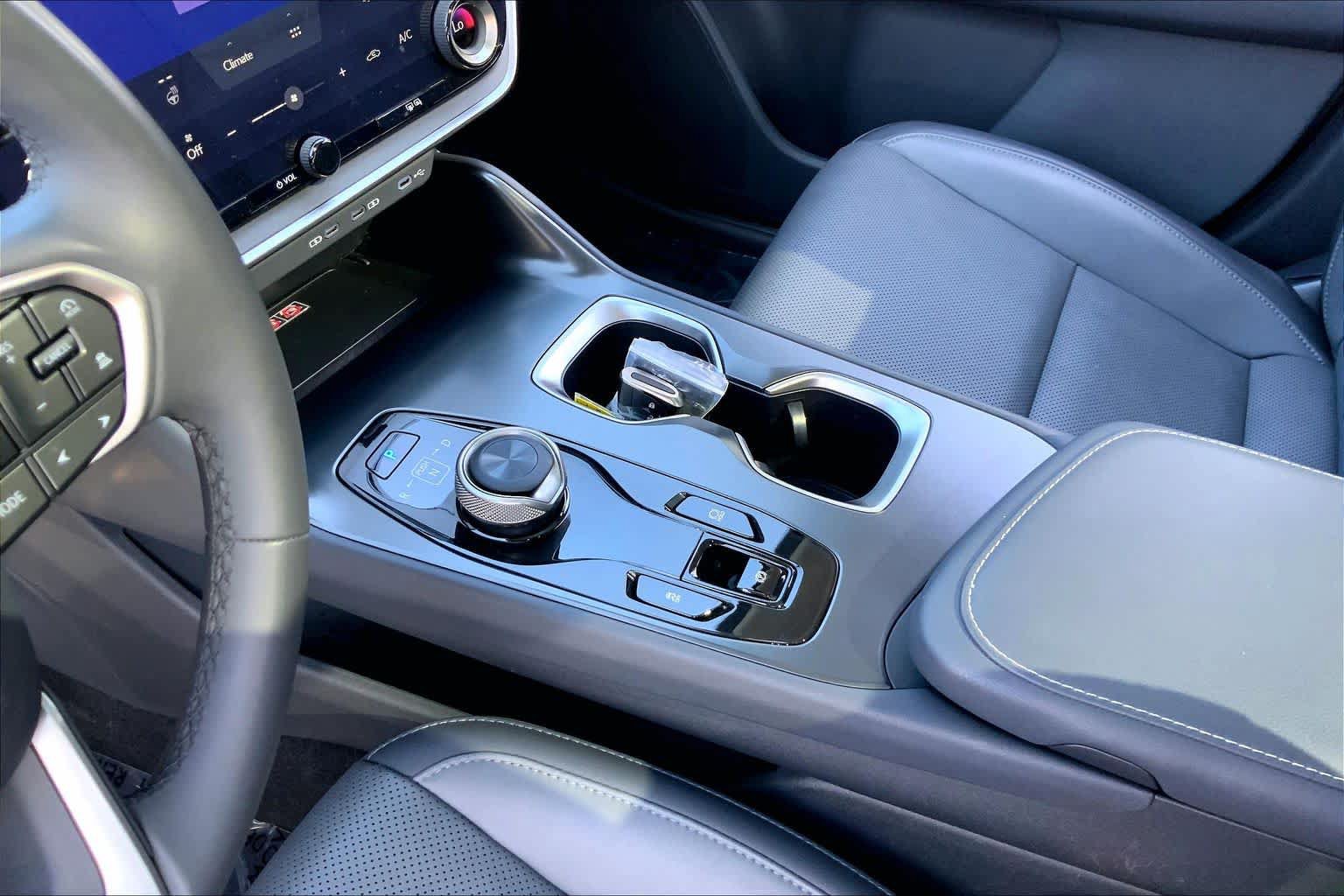 Used 2024 Lexus RZ 300e Premium w/ Accessory Package (2T) FWD image 16
