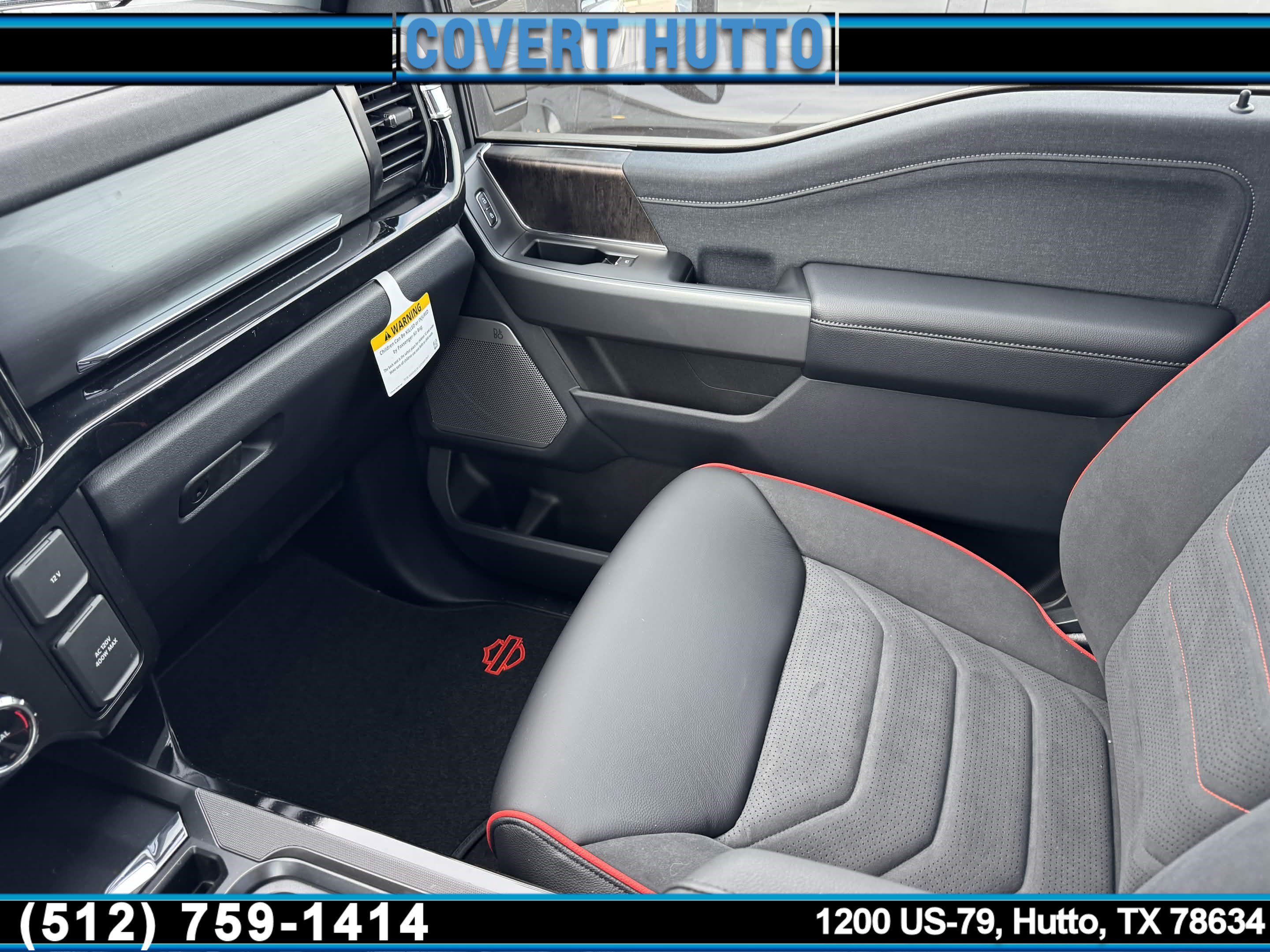 New 2026 Ford F250 Lariat w/ Black Appearance Package image 30