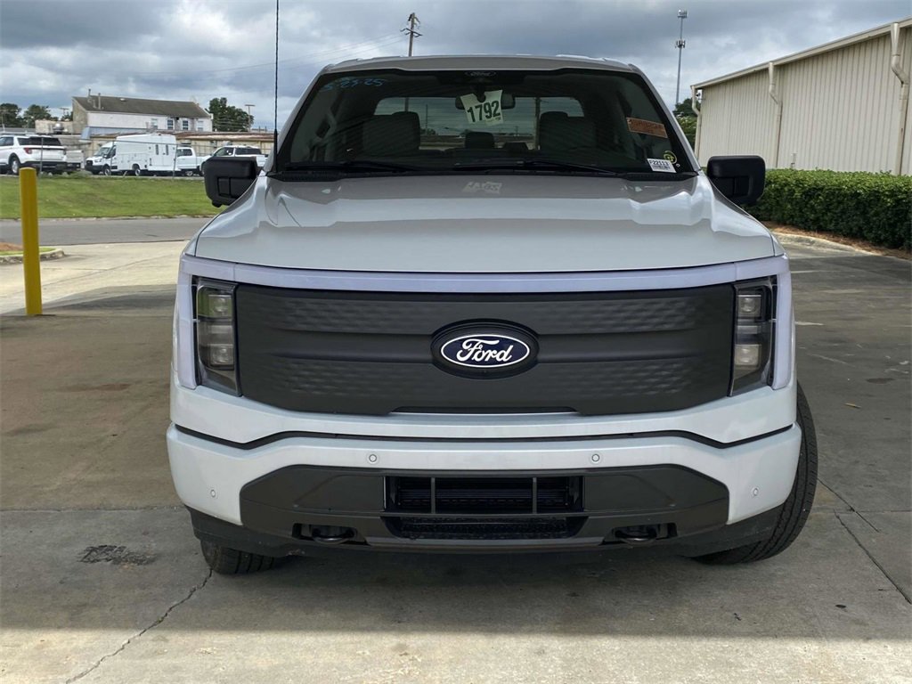 New 2025 Ford F150 Lightning Flash image 8
