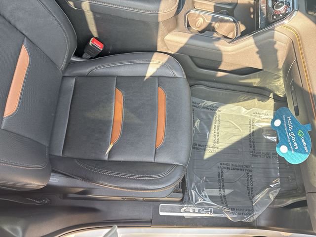 Used 2023 GMC Sierra 1500 AT4 w/ AT4 Premium Package image 29