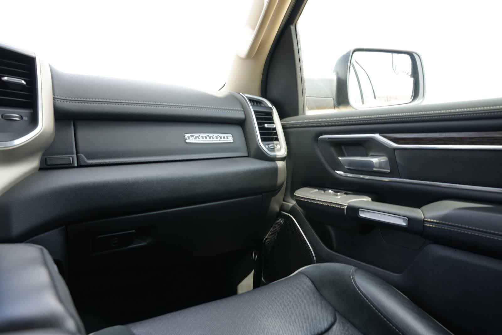 Used 2019 RAM 1500 Laramie AWD/4WD image 8