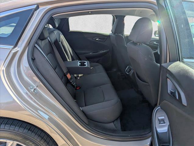 Used 2024 Chevrolet Malibu LT FWD image 18