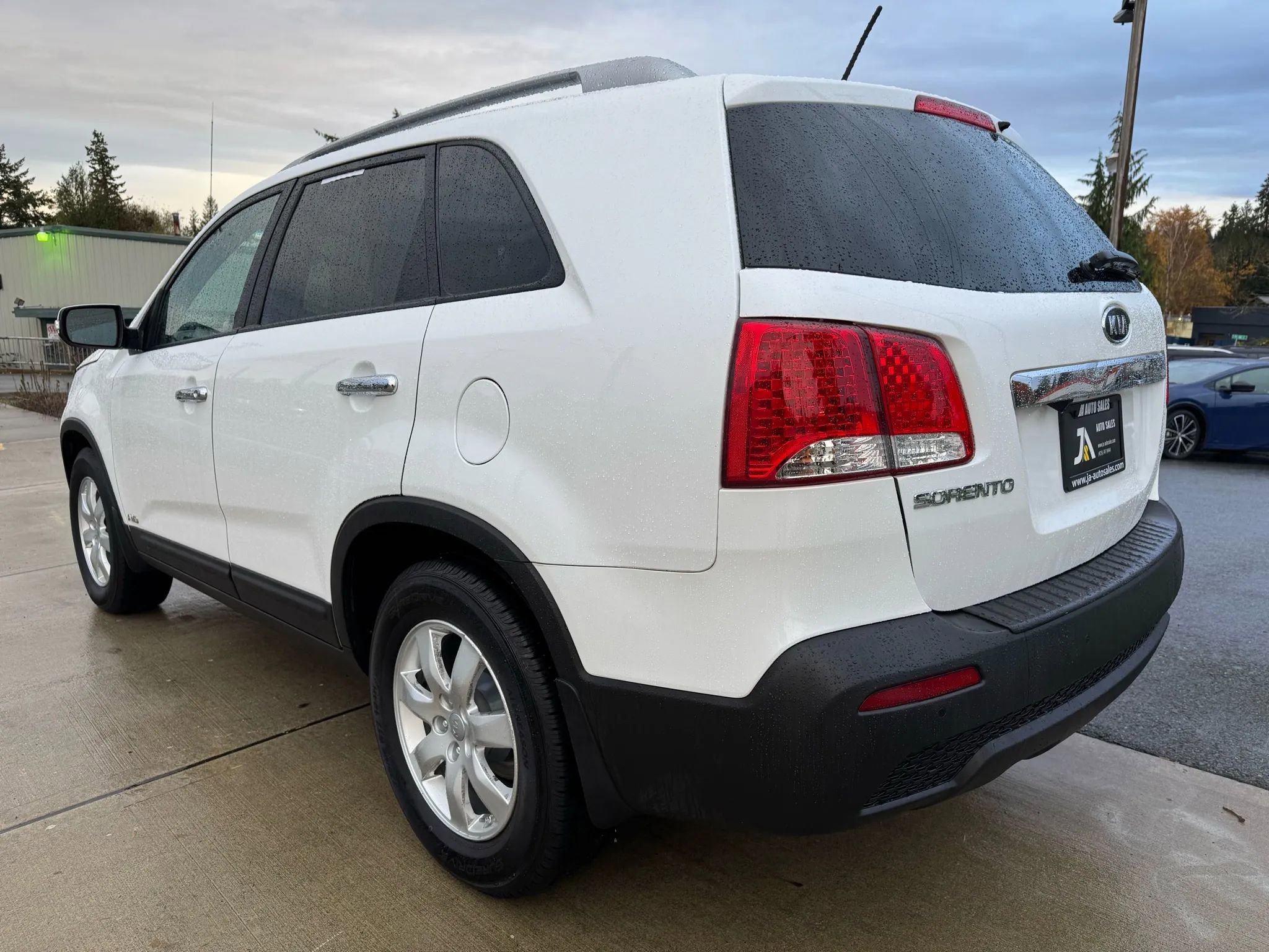 Used 2013 Kia Sorento LX w/ Convenience Pkg image 8