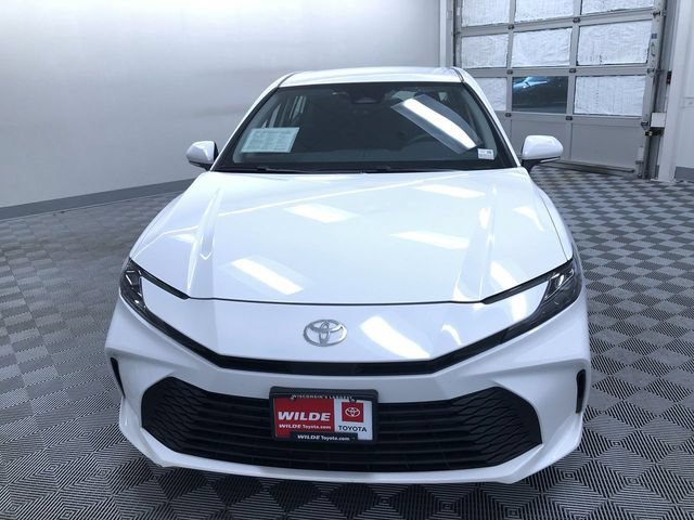 Used 2026 Toyota Camry LE FWD image 15