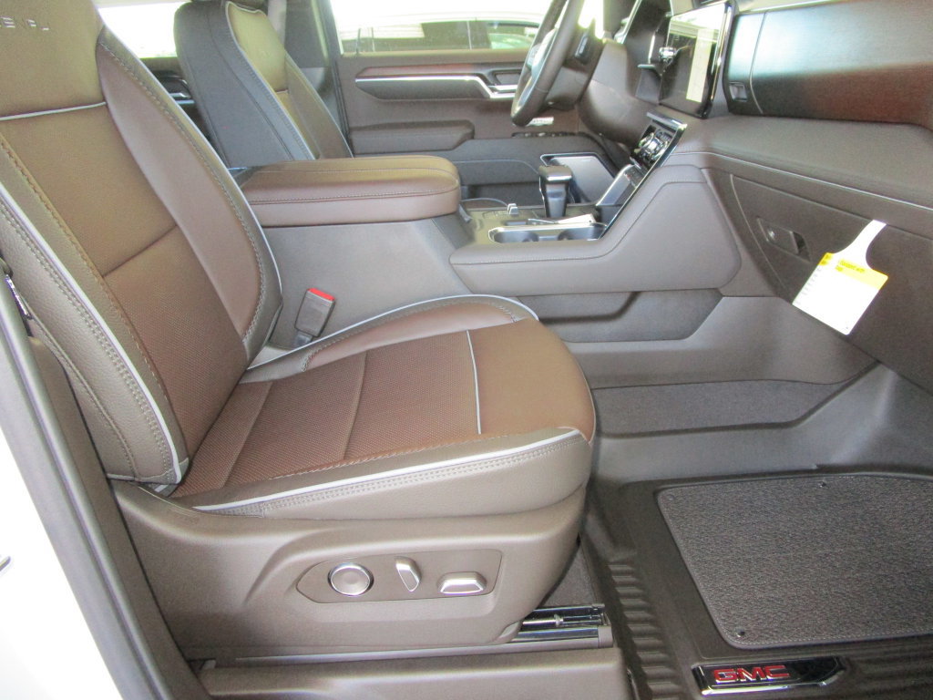 New 2026 GMC Sierra 1500 Denali AWD/4WD image 25