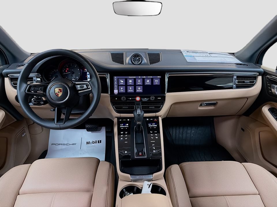 New 2026 Porsche Macan AWD/4WD image 25