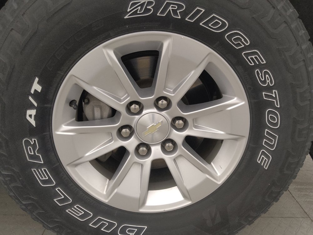 Used 2019 Chevrolet Silverado 1500 LT w/ Texas Edition RWD image 31