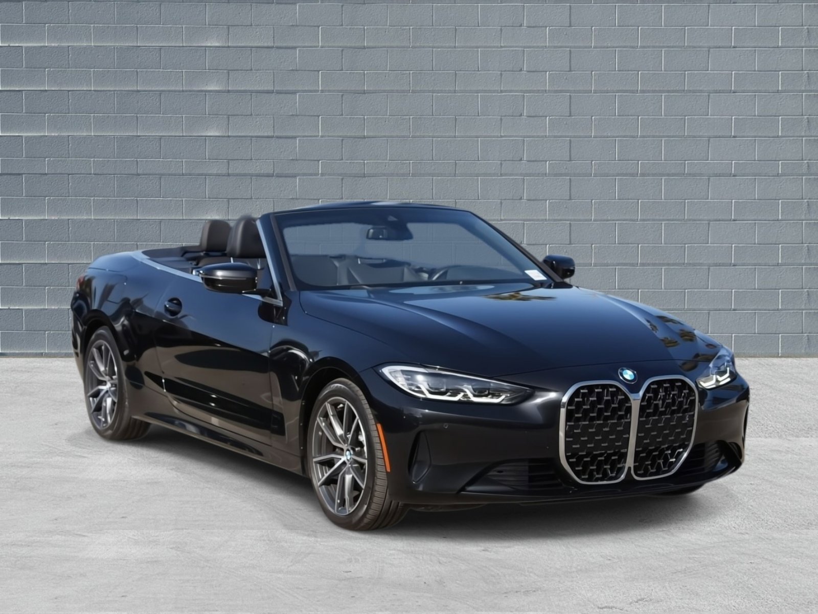 Used 2023 BMW 430i xDrive Convertible w/ Convenience Package AWD/4WD image 1