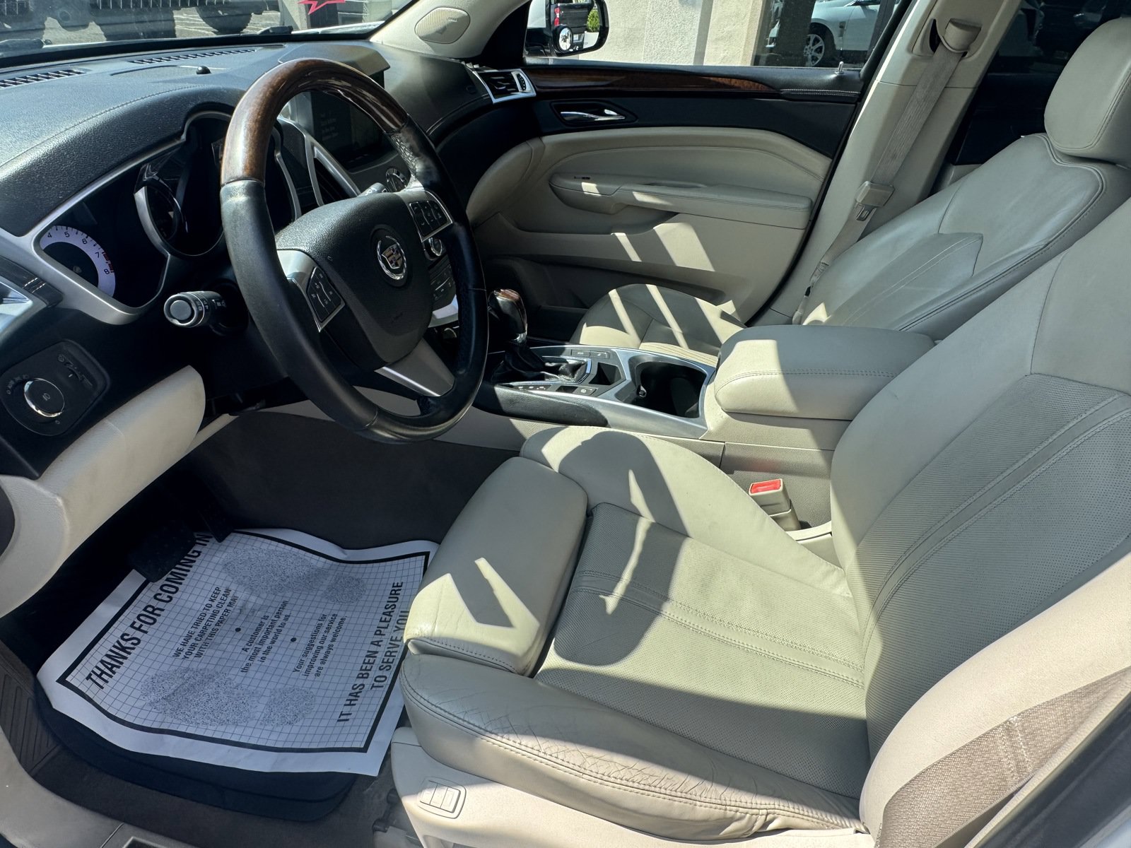 Used 2011 Cadillac SRX Premium AWD/4WD image 9