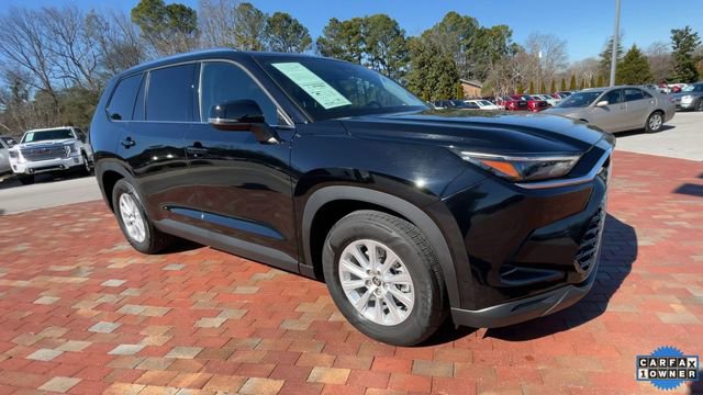 Used 2025 Toyota Grand Highlander AWD image 3