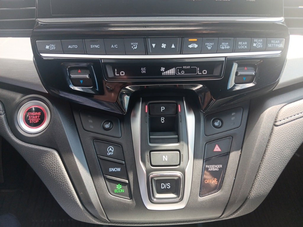 Used 2025 Honda Odyssey Sport-L image 24