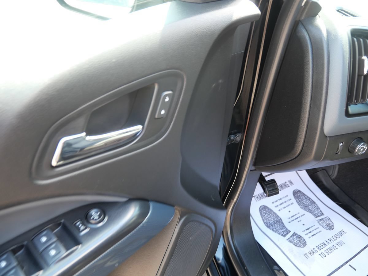 Used 2020 Chevrolet Colorado Z71 AWD/4WD image 17
