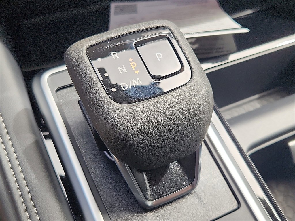 New 2025 Nissan Pathfinder Platinum w/ Cargo Package image 7