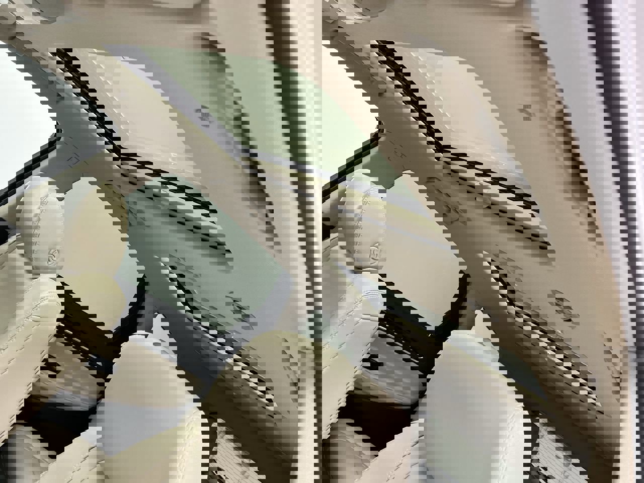 Used 2019 Buick Enclave Premium AWD/4WD image 7