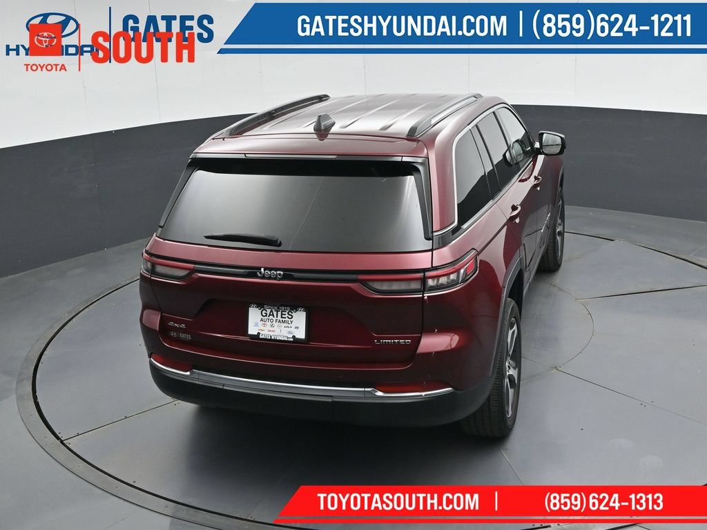Used 2023 Jeep Grand Cherokee Limited AWD/4WD image 42