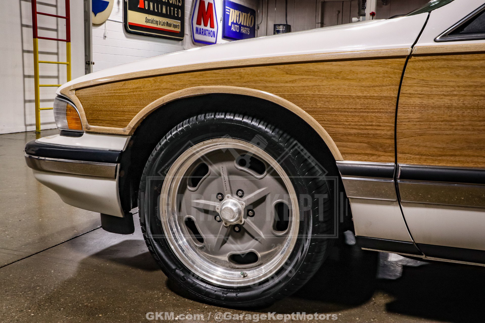 Used 1992 Buick Roadmaster Estate image 30