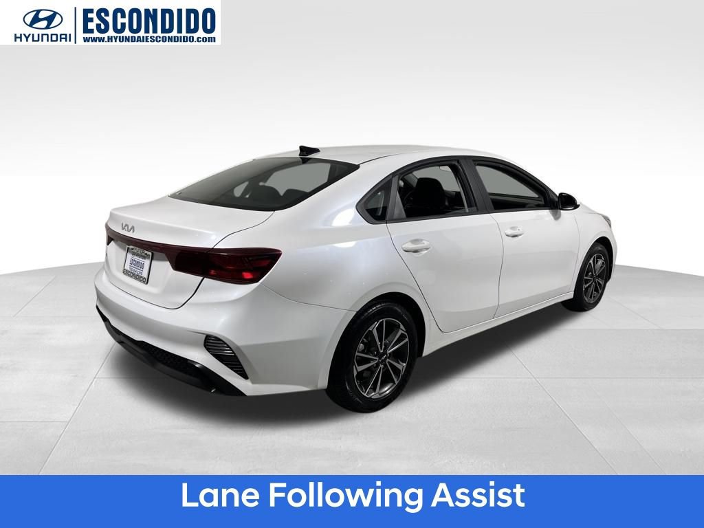 Used 2023 Kia Forte LXS image 5