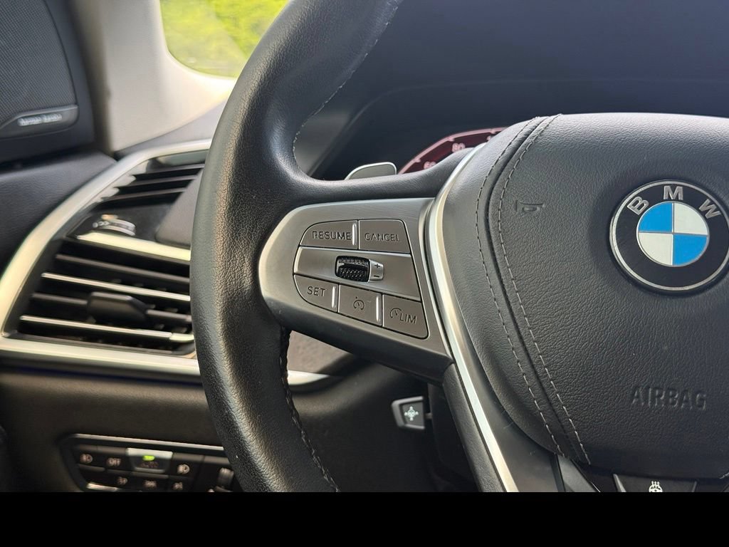 Used 2020 BMW X7 xDrive40i w/ Premium Package AWD/4WD image 19