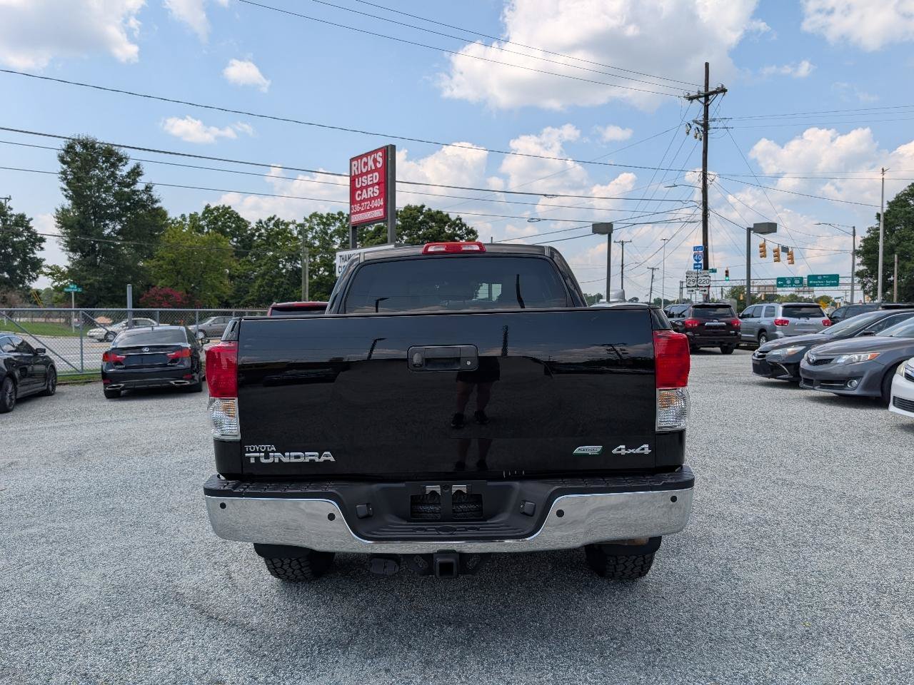 Used 2012 Toyota Tundra Limited w/ Platinum Pkg AWD/4WD image 6