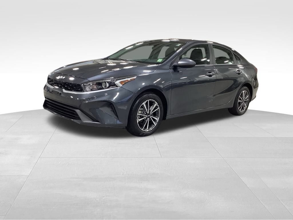 Certified 2023 Kia Forte LXS image 4