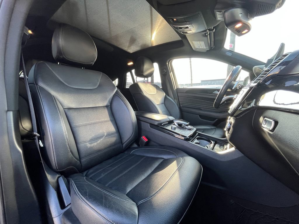 Used 2019 Mercedes-Benz GLE 43 AMG 4MATIC Coupe w/ Premium 3 Package image 18
