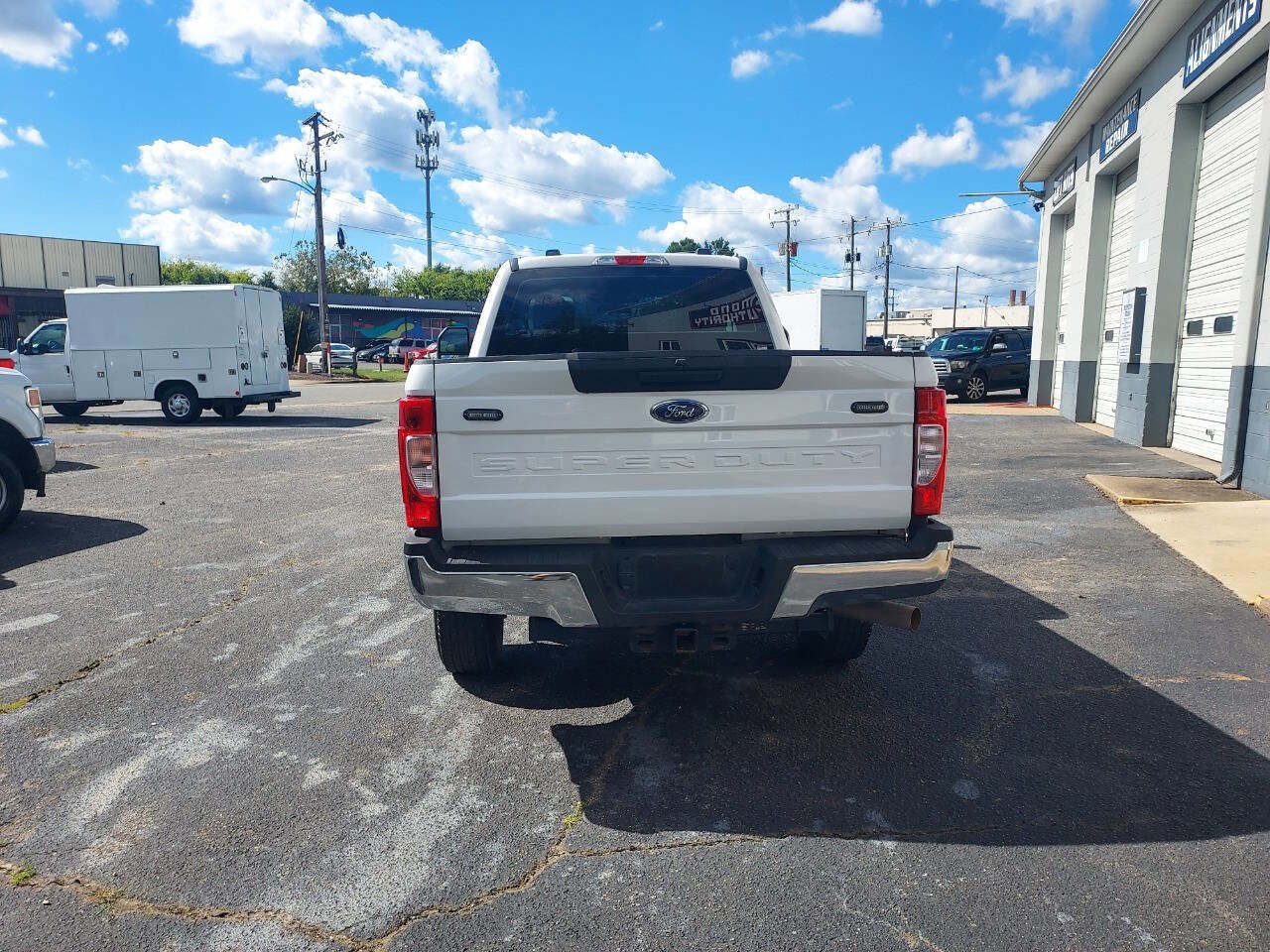 Used 2020 Ford F250 XL w/ Power Equipment Group image 3