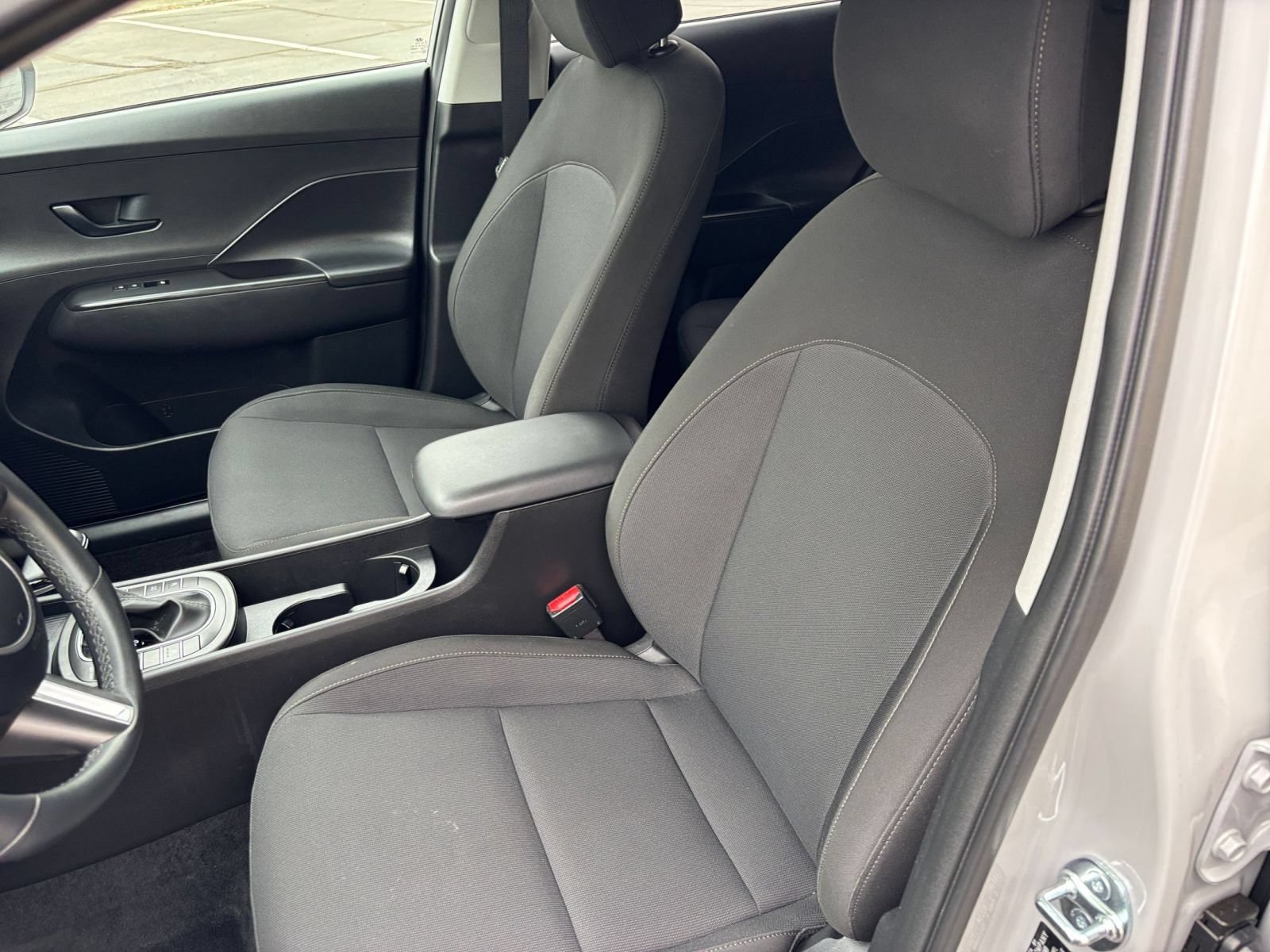 Used 2026 Hyundai Kona SEL Sport FWD image 31