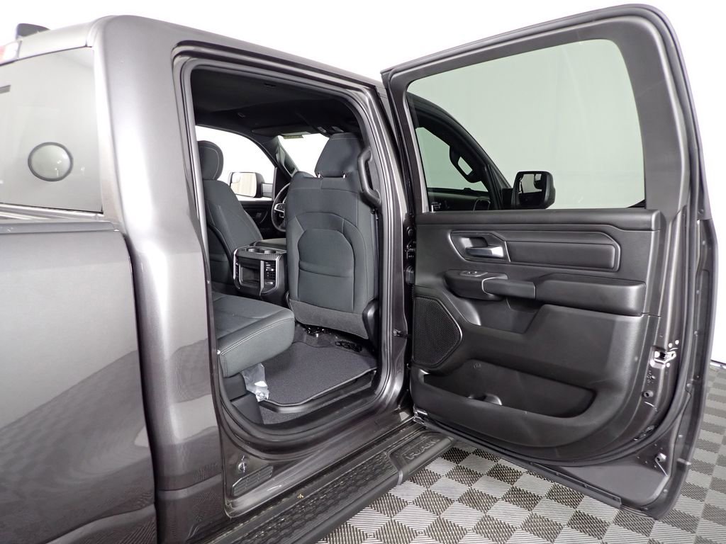 New 2026 RAM 1500 Express AWD/4WD image 35