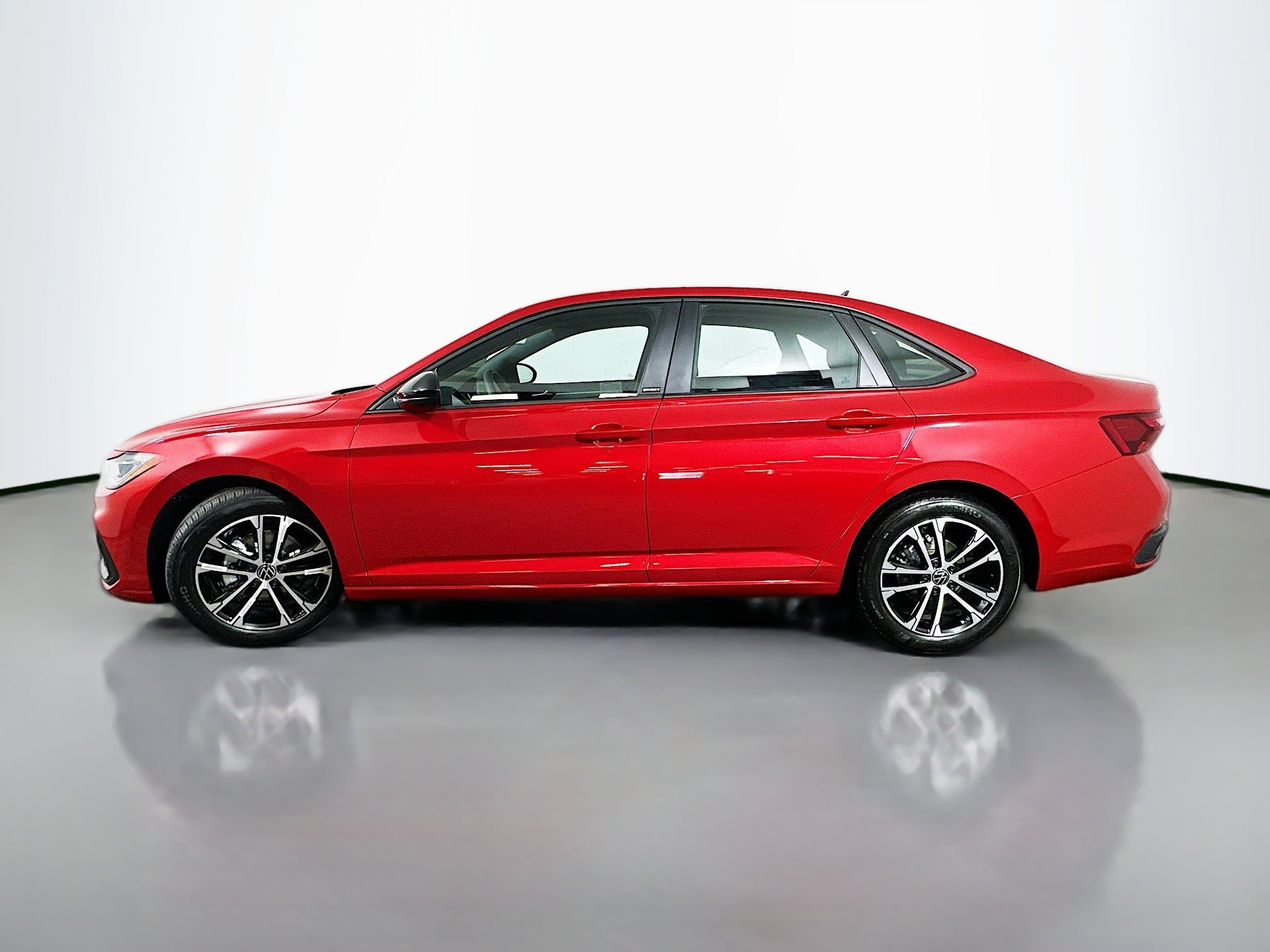 New 2026 Volkswagen Jetta Sport FWD image 4
