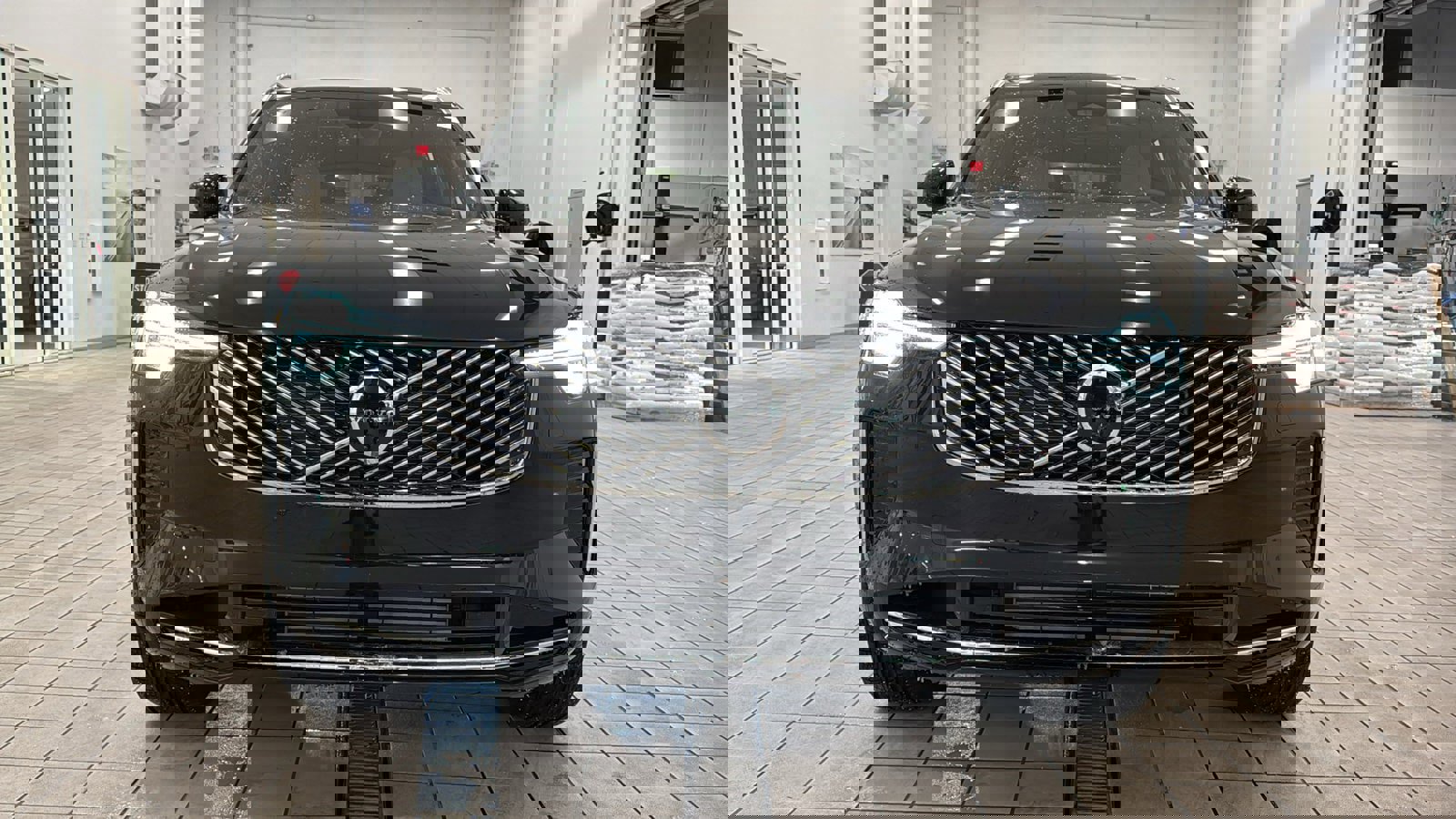 New 2026 Volvo XC90 T8 Plus w/ Protection Package Premier image 10