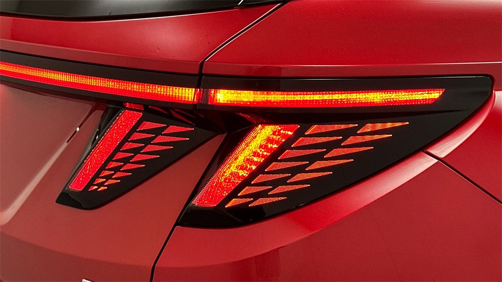 Used 2023 Hyundai Tucson Limited image 26