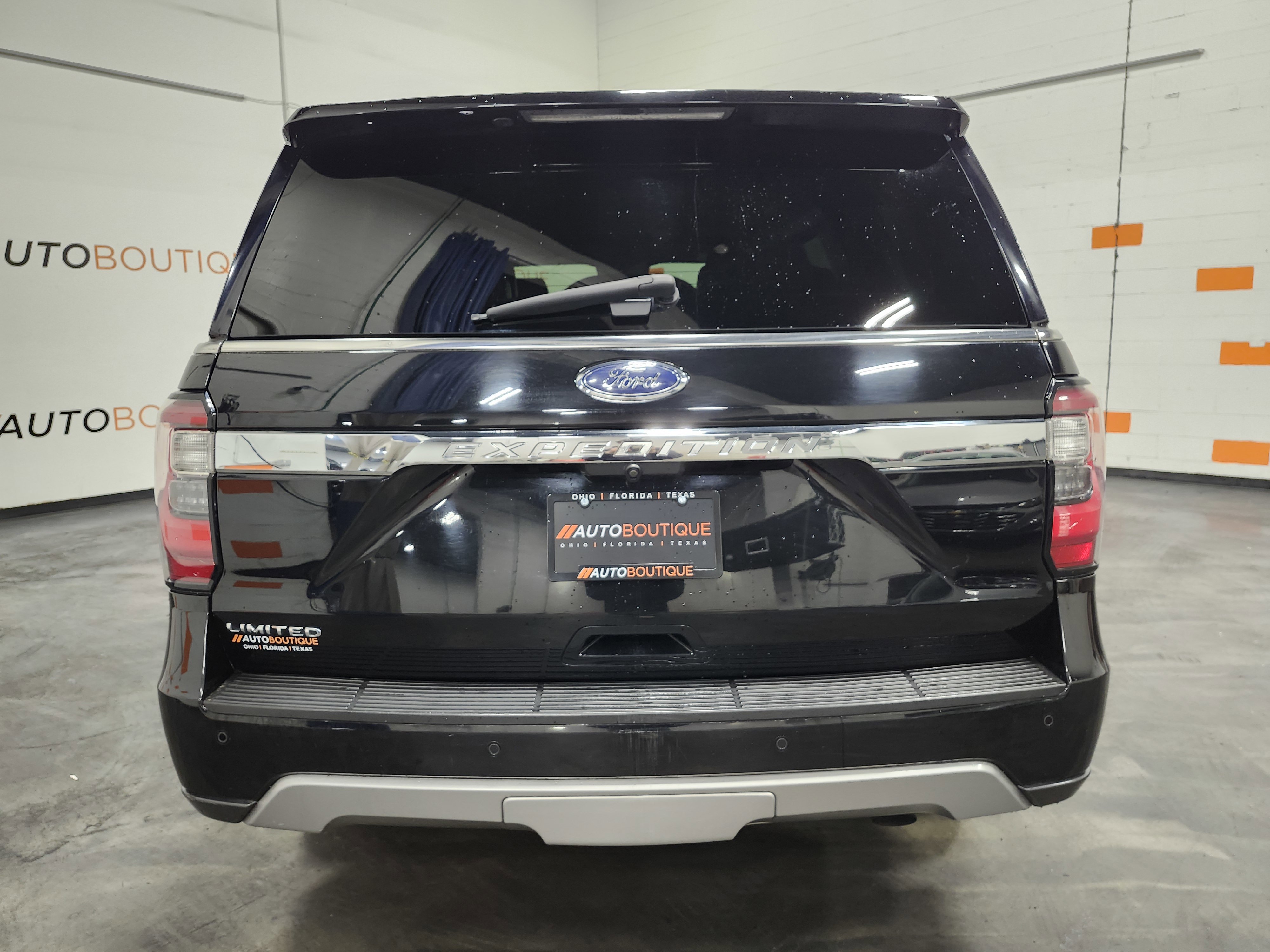 Used 2018 Ford Expedition Limited AWD/4WD image 18