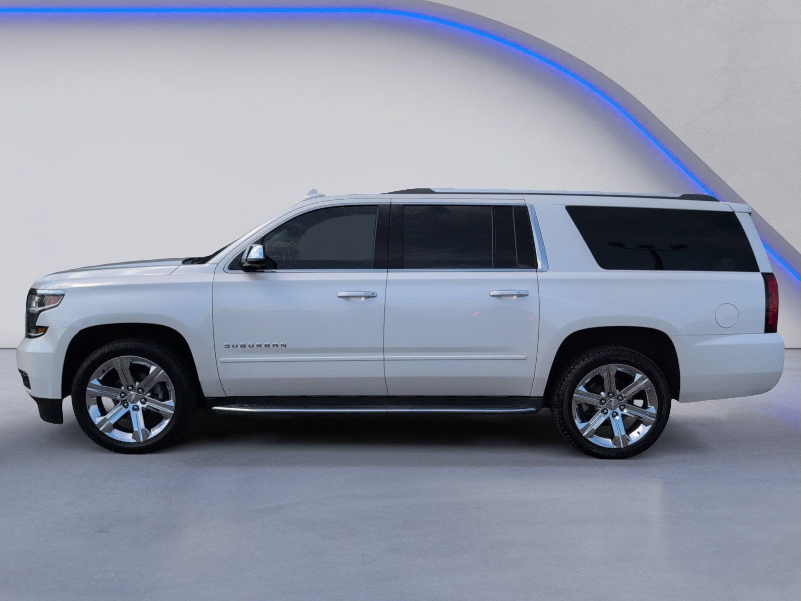 Used 2019 Chevrolet Suburban Premier AWD/4WD image 11