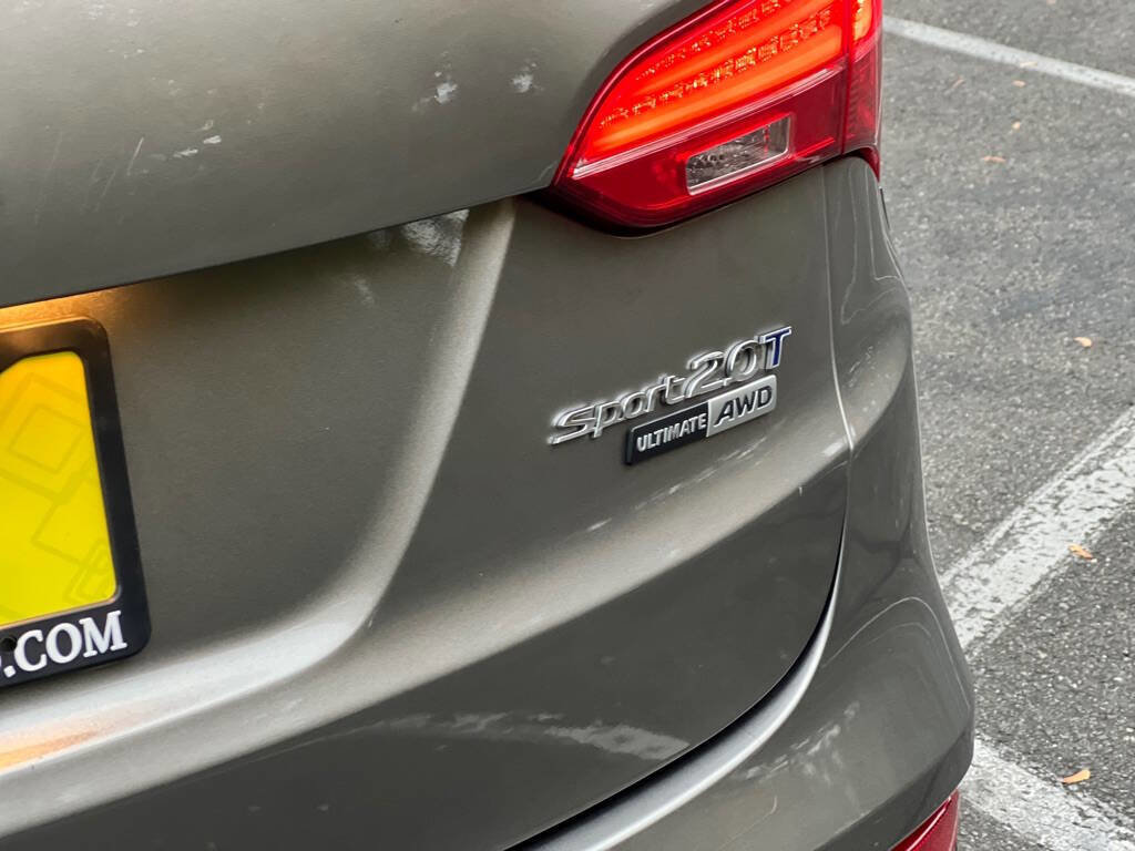 Used 2016 Hyundai Santa Fe Sport 2.0T w/ Option Group 05 image 18