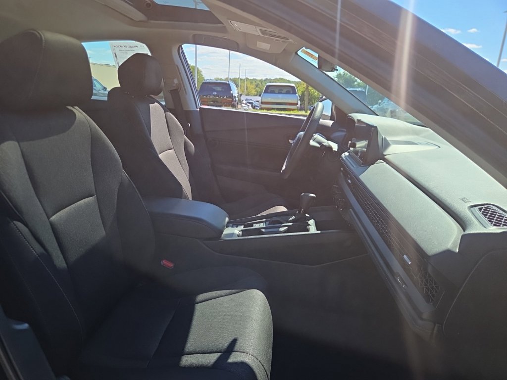 Used 2024 Honda Accord EX image 16