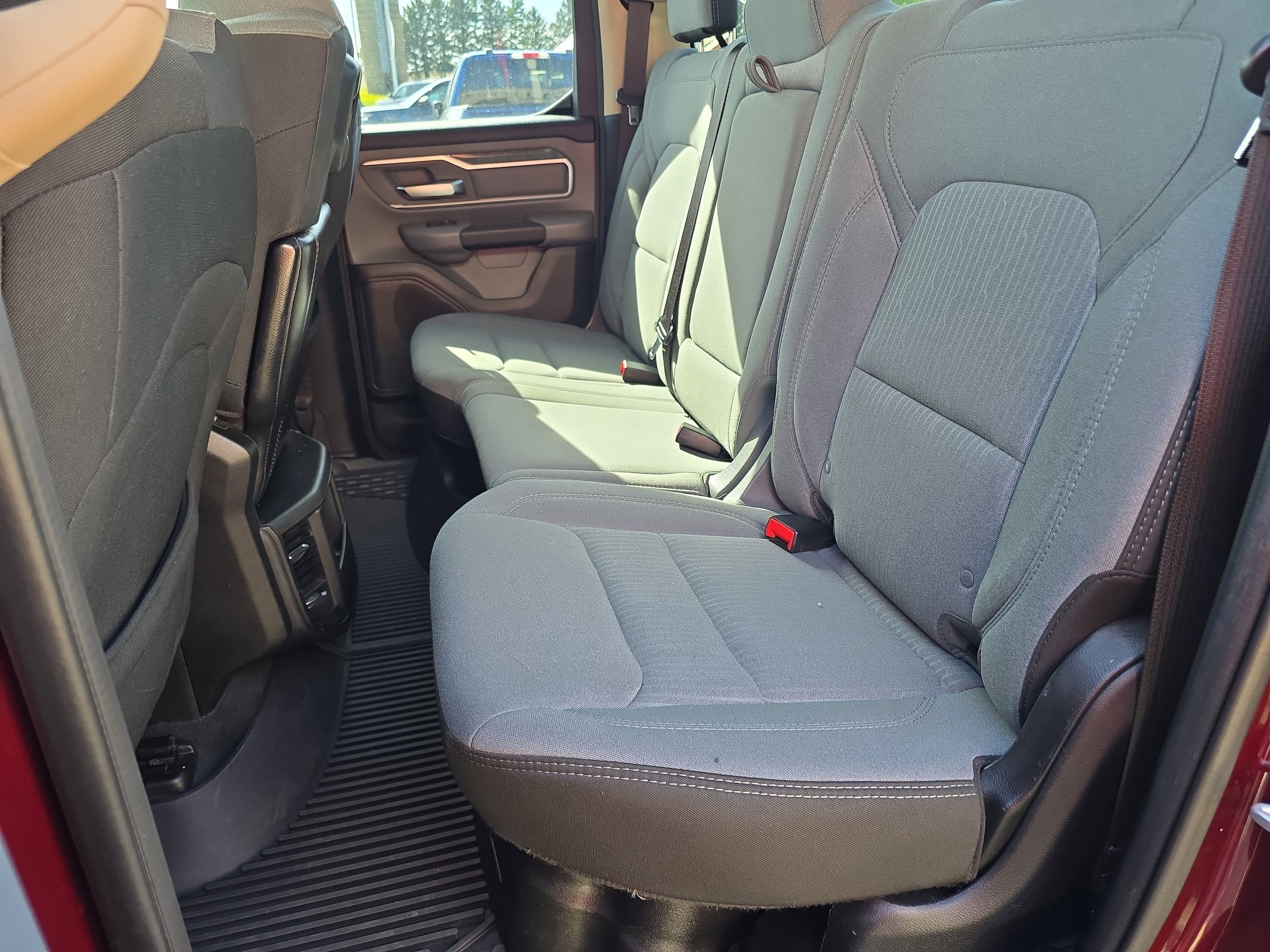 Used 2019 RAM 1500 Big Horn AWD/4WD image 19