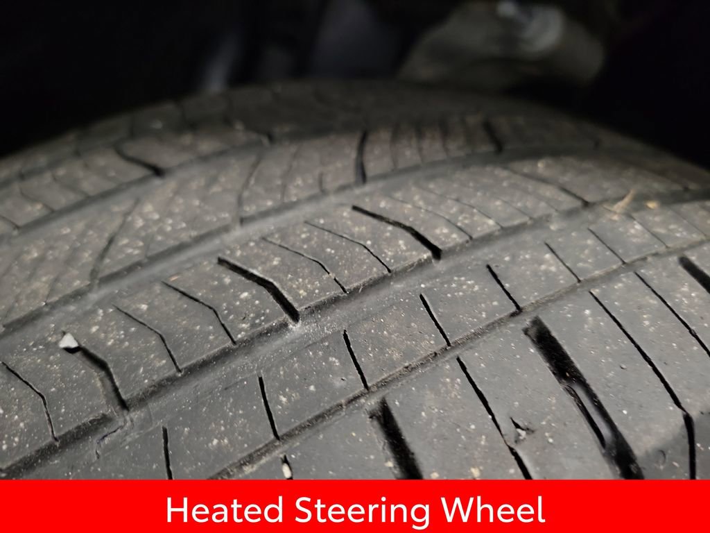 Used 2024 Jeep Grand Cherokee L Laredo w/ Luxury Tech Group I image 11