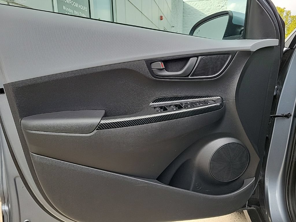 Used 2018 Hyundai Kona SEL w/ SEL Tech Package 02 AWD/4WD image 26
