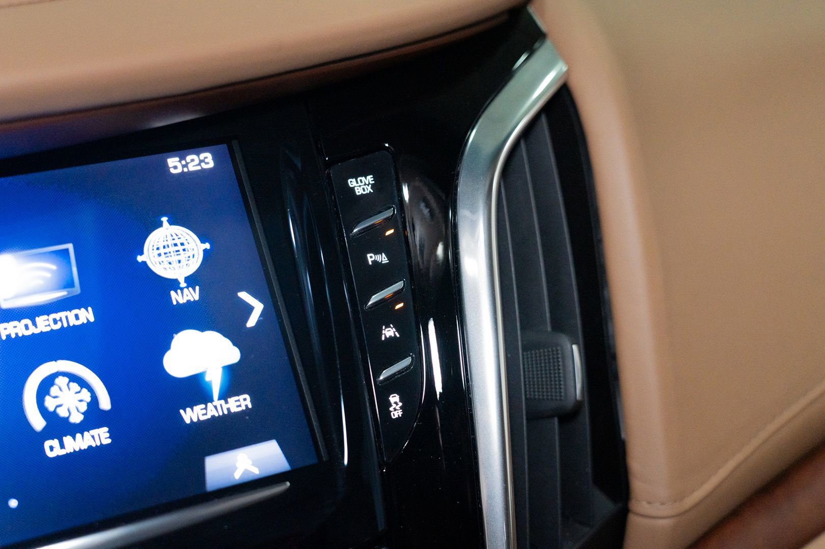 Used 2016 Cadillac Escalade ESV Platinum AWD/4WD image 55